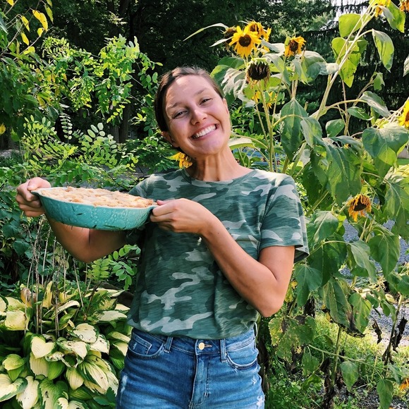 Meet your Posher, Michaela - Picture 1 of 1